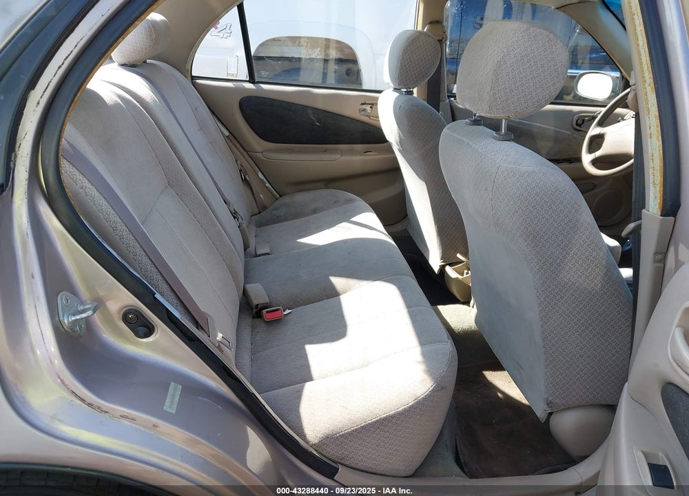 2000 TOYOTA COROLLA CE VIN: 1NXBR12EXYZ371325