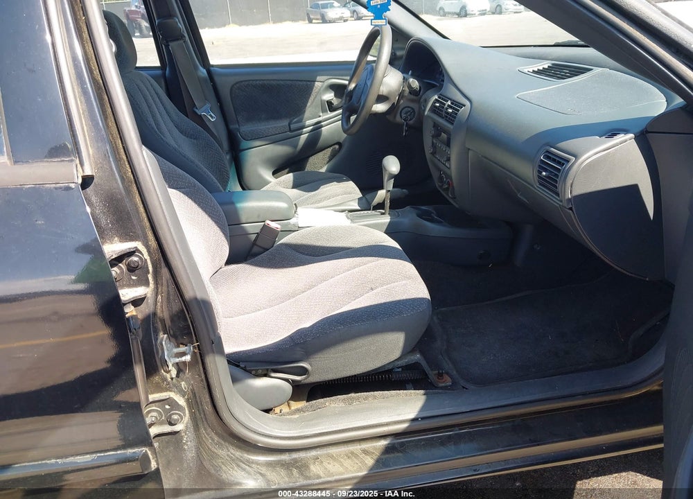 2004 CHEVROLET CAVALIER LS VIN: 1G1JF52F647359179