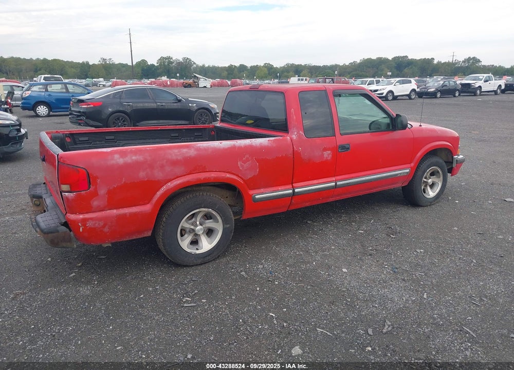 2003 CHEVROLET S-10 LS VIN: 1GCCS19X238174686