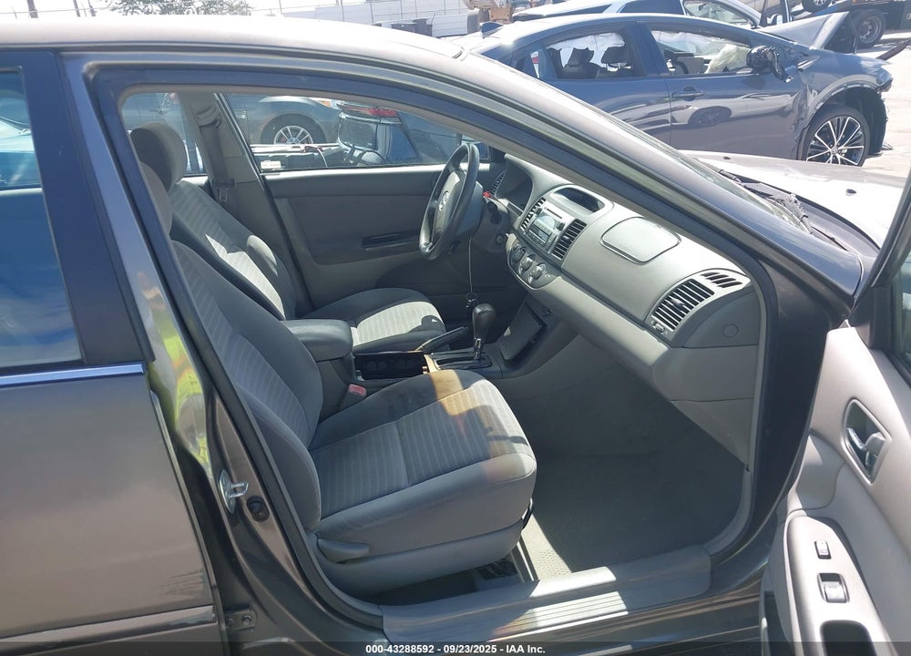 2005 TOYOTA CAMRY LE V6 VIN: 4T1BF32K25U595582