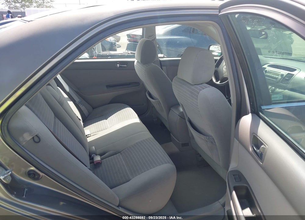 2005 TOYOTA CAMRY LE V6 VIN: 4T1BF32K25U595582
