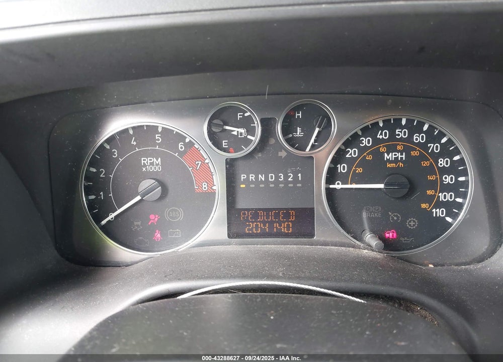 2009 HUMMER H3T VIN: 5GNEN13E898128599