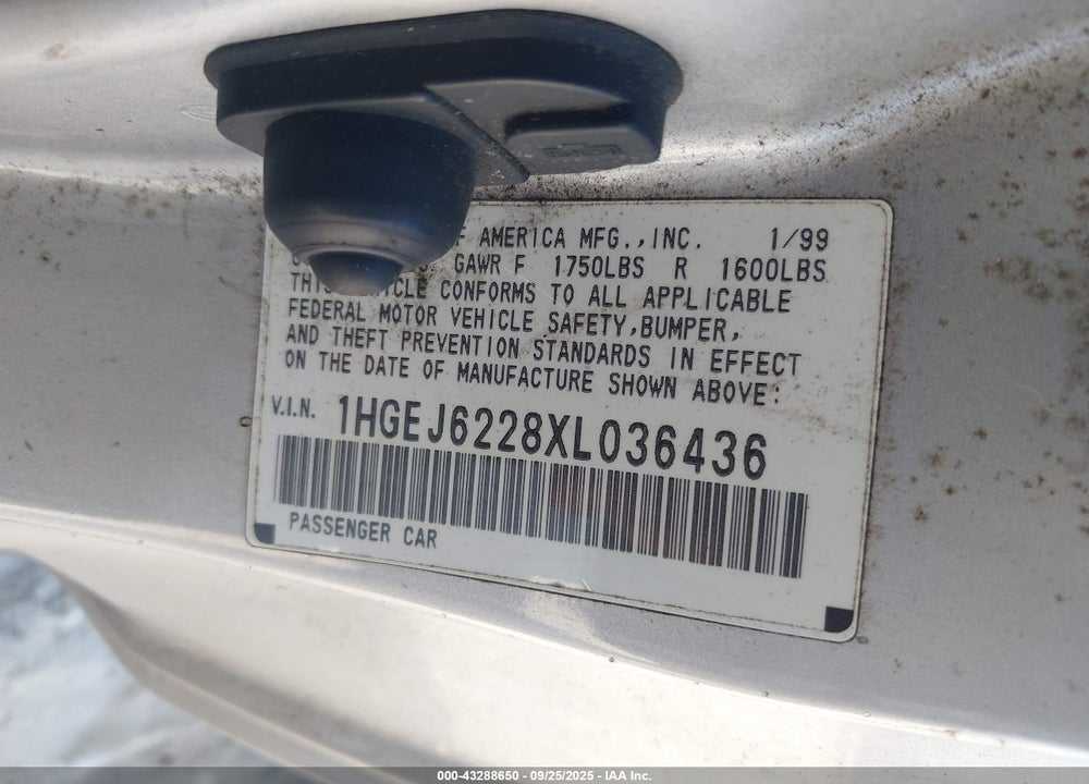1999 HONDA CIVIC DX VIN: 1HGEJ6228XL036436