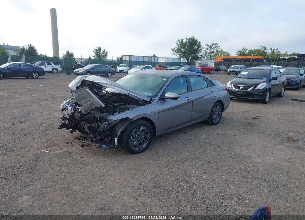 2024 HYUNDAI ELANTRA SEL VIN: KMHLM4DG9RU813807