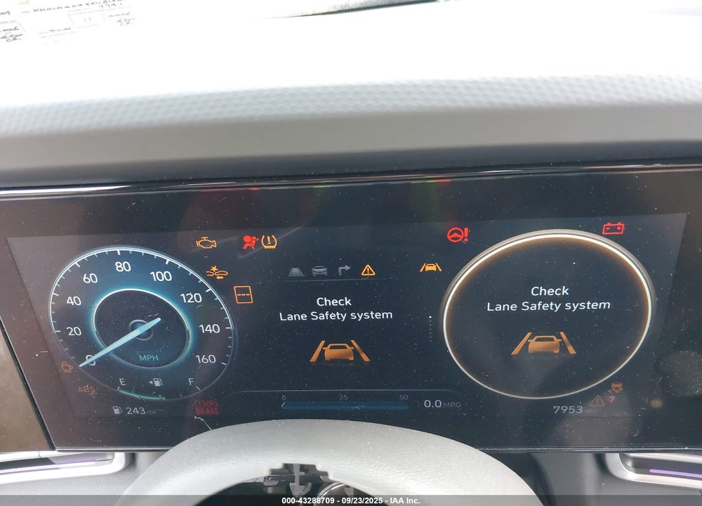 2024 HYUNDAI ELANTRA SEL VIN: KMHLM4DG9RU813807