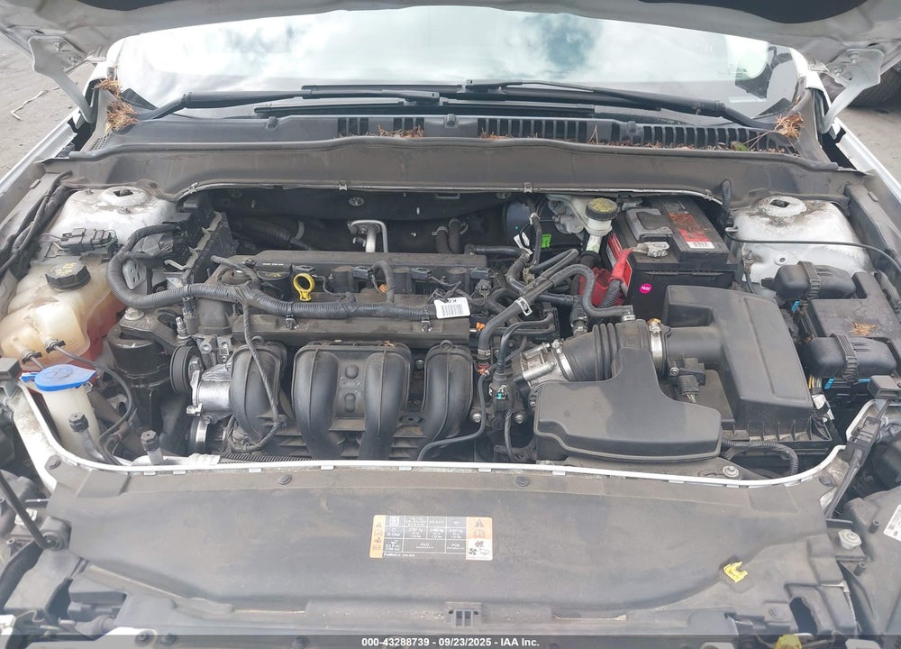 2015 FORD FUSION S VIN: 3FA6P0G71FR132174