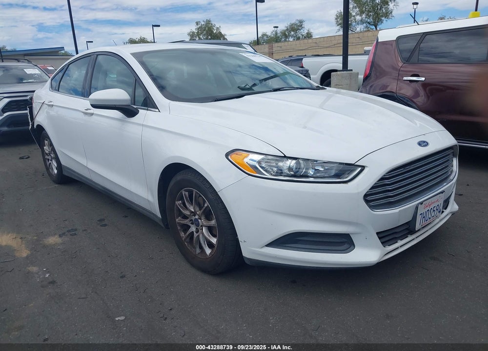 2015 FORD FUSION S VIN: 3FA6P0G71FR132174