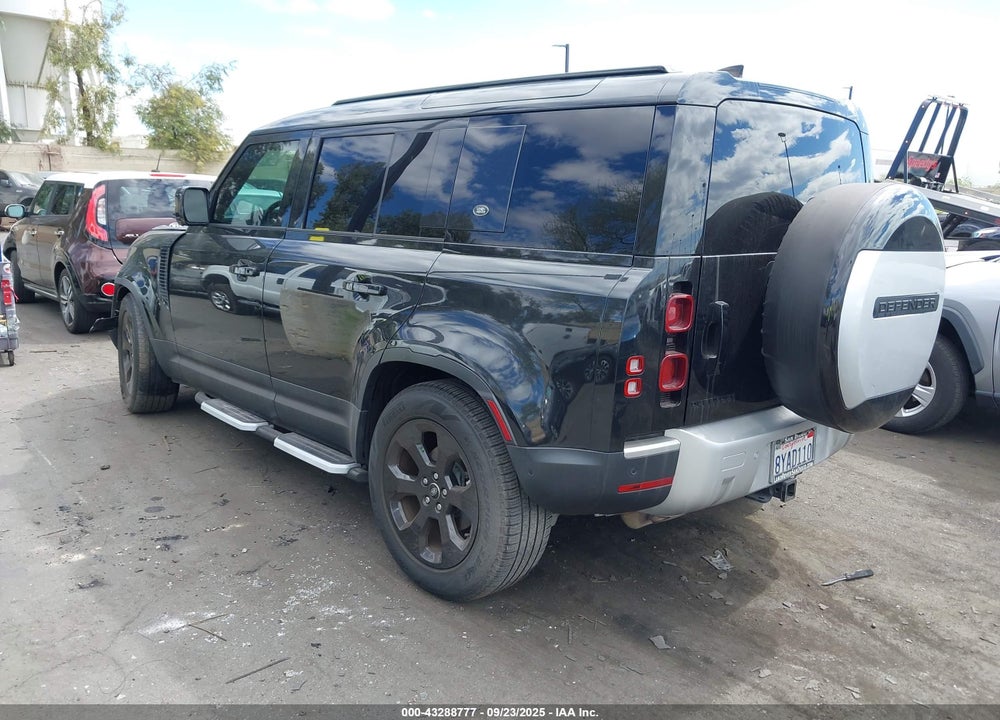 2022 LAND ROVER DEFENDER 110 S VIN: SALEJERX8N2074058