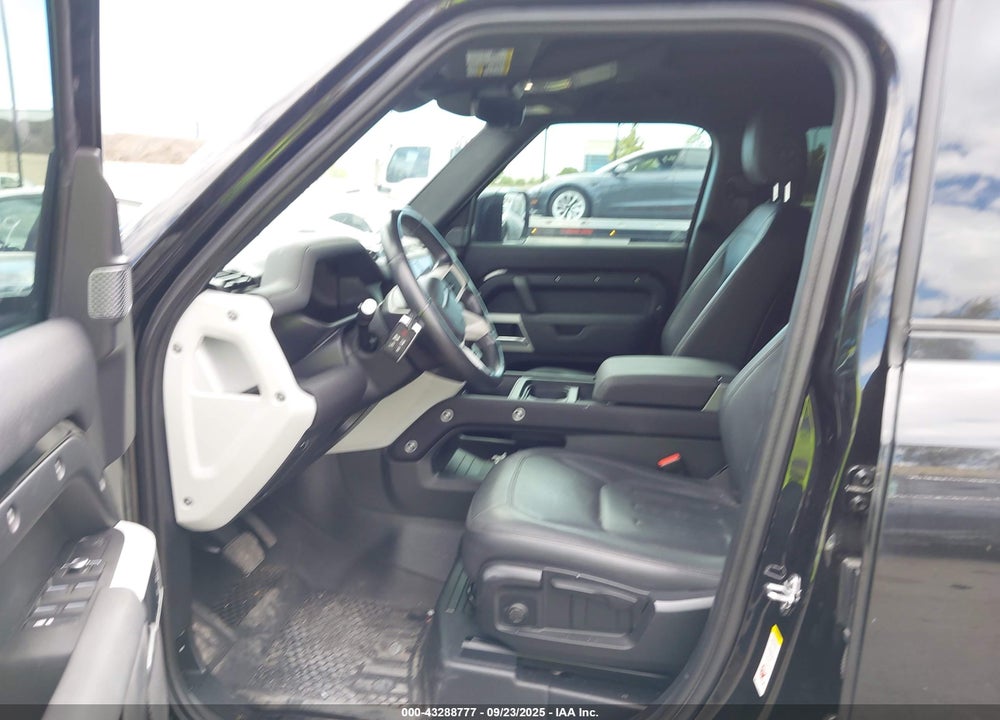 2022 LAND ROVER DEFENDER 110 S VIN: SALEJERX8N2074058