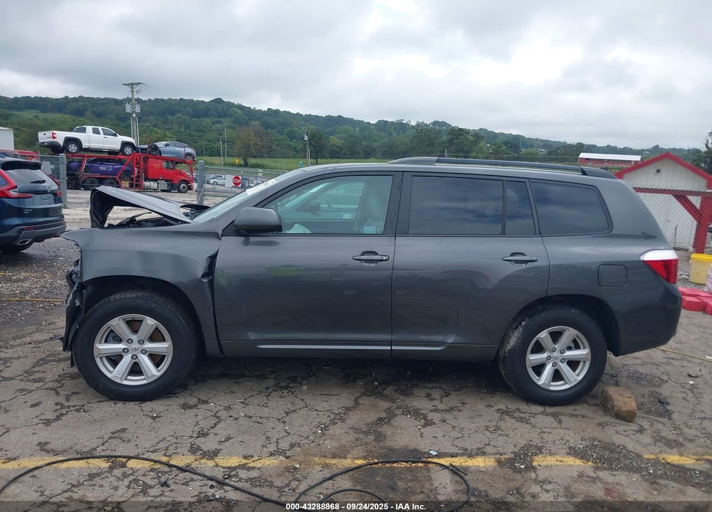 2010 TOYOTA HIGHLANDER SE V6 VIN: 5TDJK3EH0AS011920