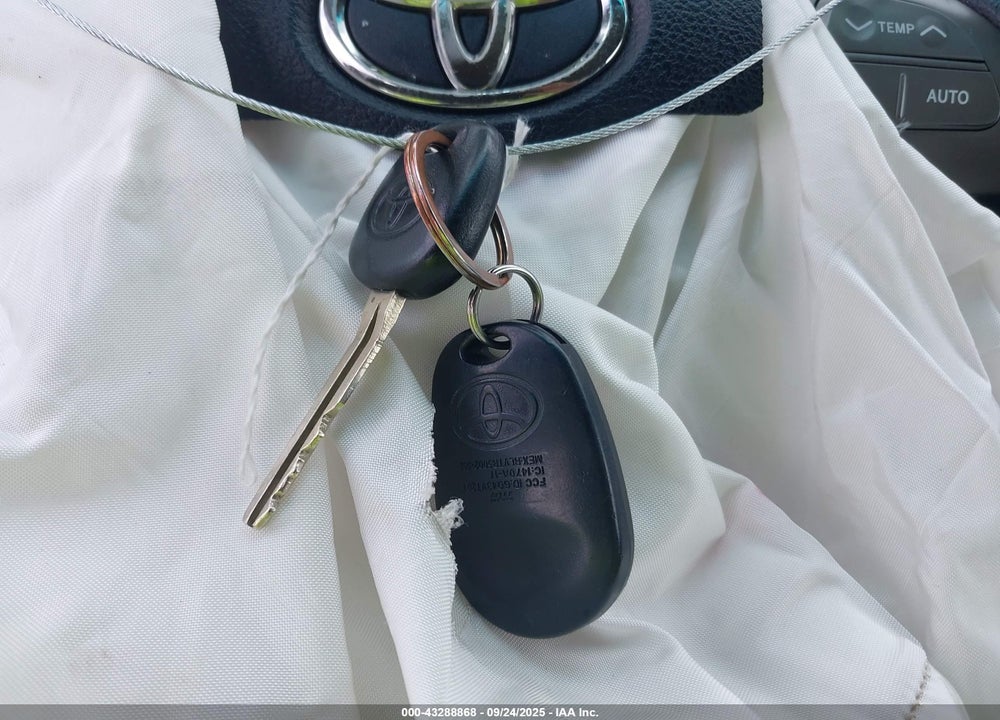 2010 TOYOTA HIGHLANDER SE V6 VIN: 5TDJK3EH0AS011920