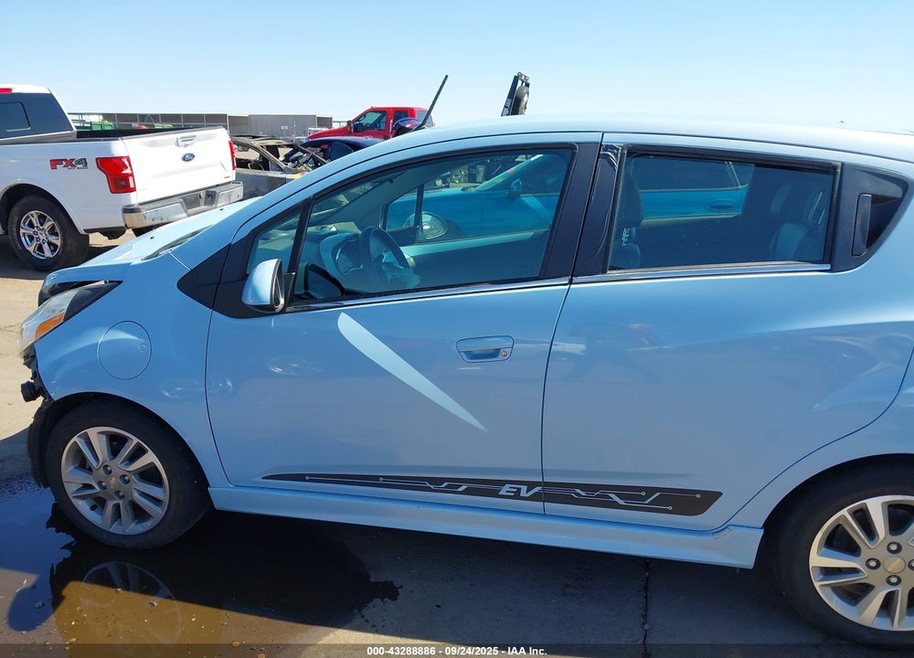 2014 CHEVROLET SPARK EV 1LT VIN: KL8CK6S01EC400140