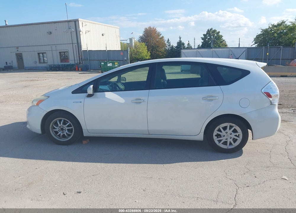 2014 TOYOTA PRIUS V TWO VIN: JTDZN3EU0E3308457