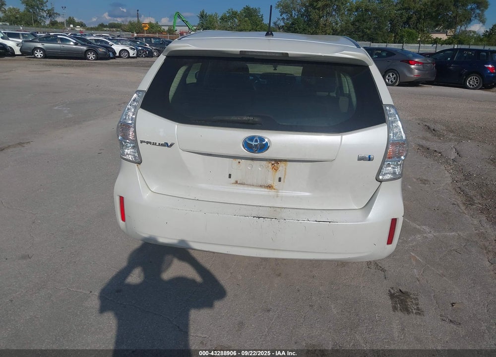 2014 TOYOTA PRIUS V TWO VIN: JTDZN3EU0E3308457