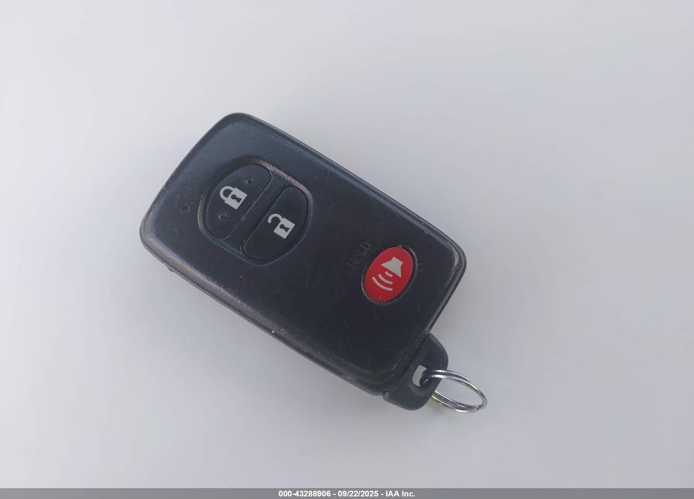 2014 TOYOTA PRIUS V TWO VIN: JTDZN3EU0E3308457