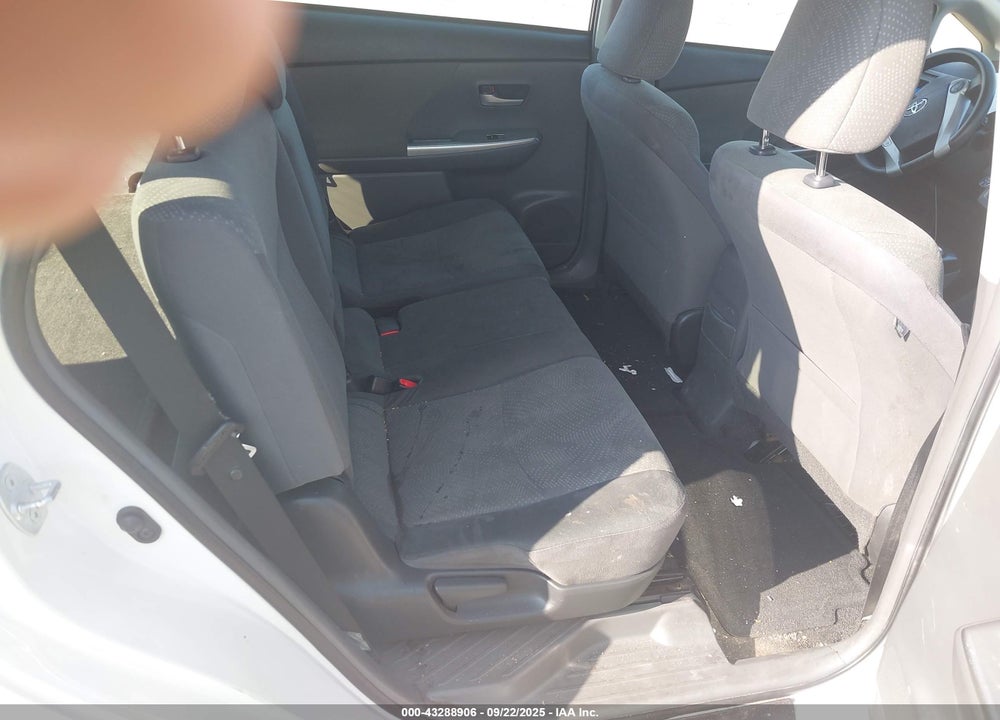 2014 TOYOTA PRIUS V TWO VIN: JTDZN3EU0E3308457