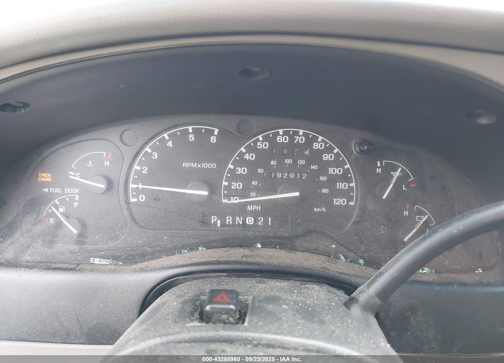 1998 FORD RANGER SPLASH/XL/XLT VIN: 1FTZR15U8WTA52238