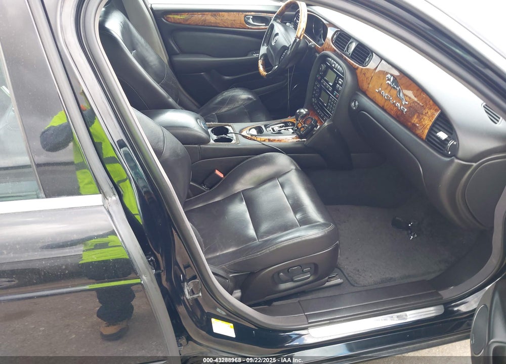 2004 JAGUAR XJ XJR VIN: SAJWA73B44TG20291