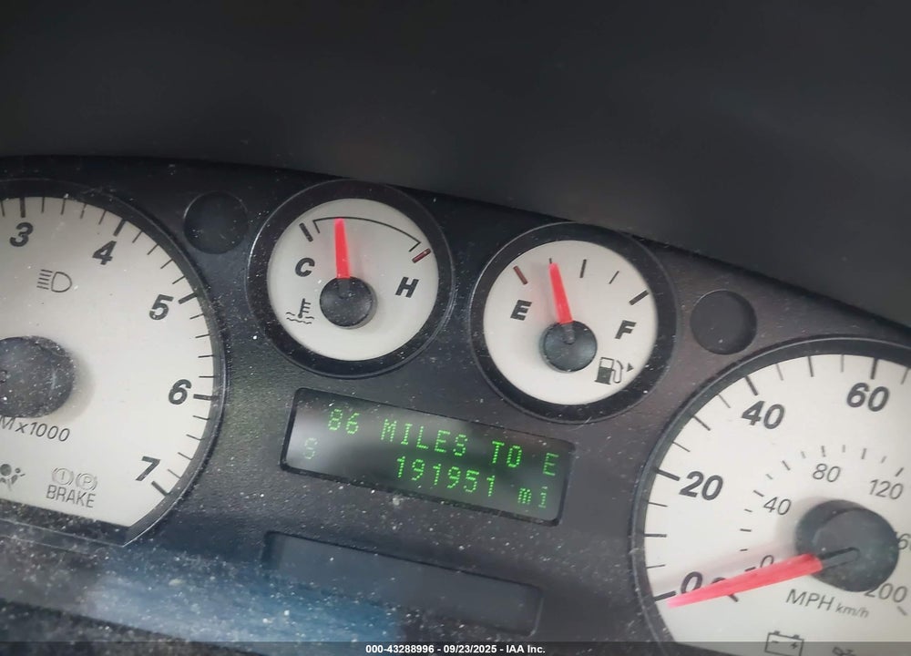 2006 FORD TAURUS SEL VIN: 1FAFP56U36A222795