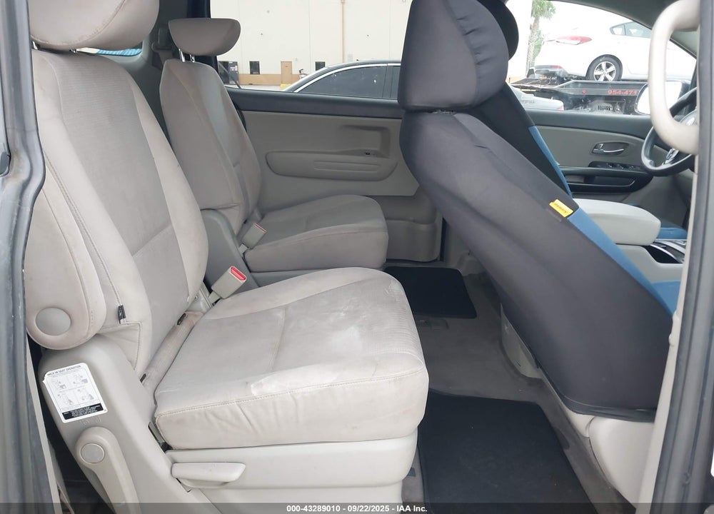 2017 KIA SEDONA LX VIN: KNDMB5C19H6224163