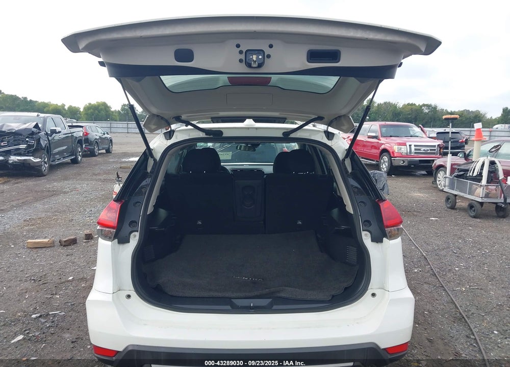 2019 NISSAN ROGUE SPORT VIN: 5N1AT2MT0KC845388