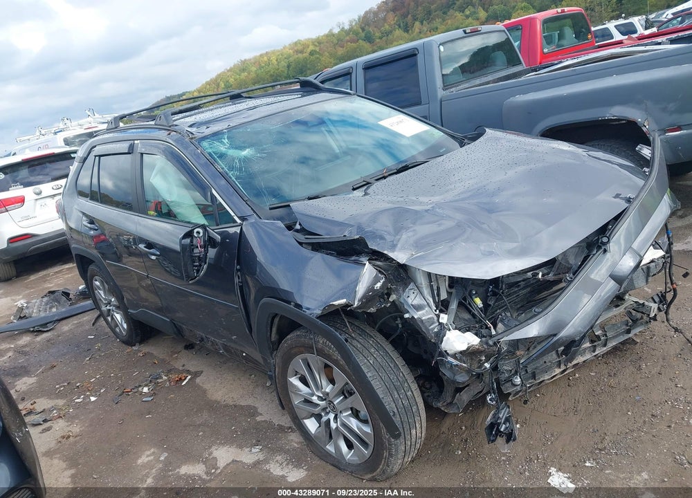 2024 TOYOTA RAV4 XLE PREMIUM VIN: 2T3A1RFV7RC469265