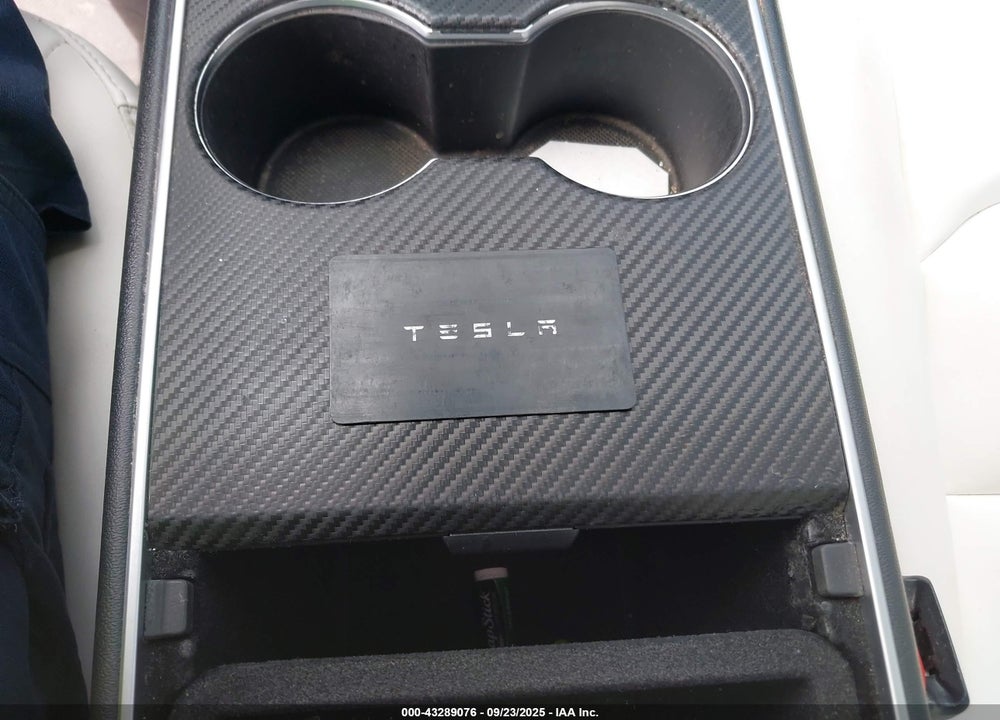 2020 TESLA MODEL 3 VIN: 5YJ3E1EC1LF784668