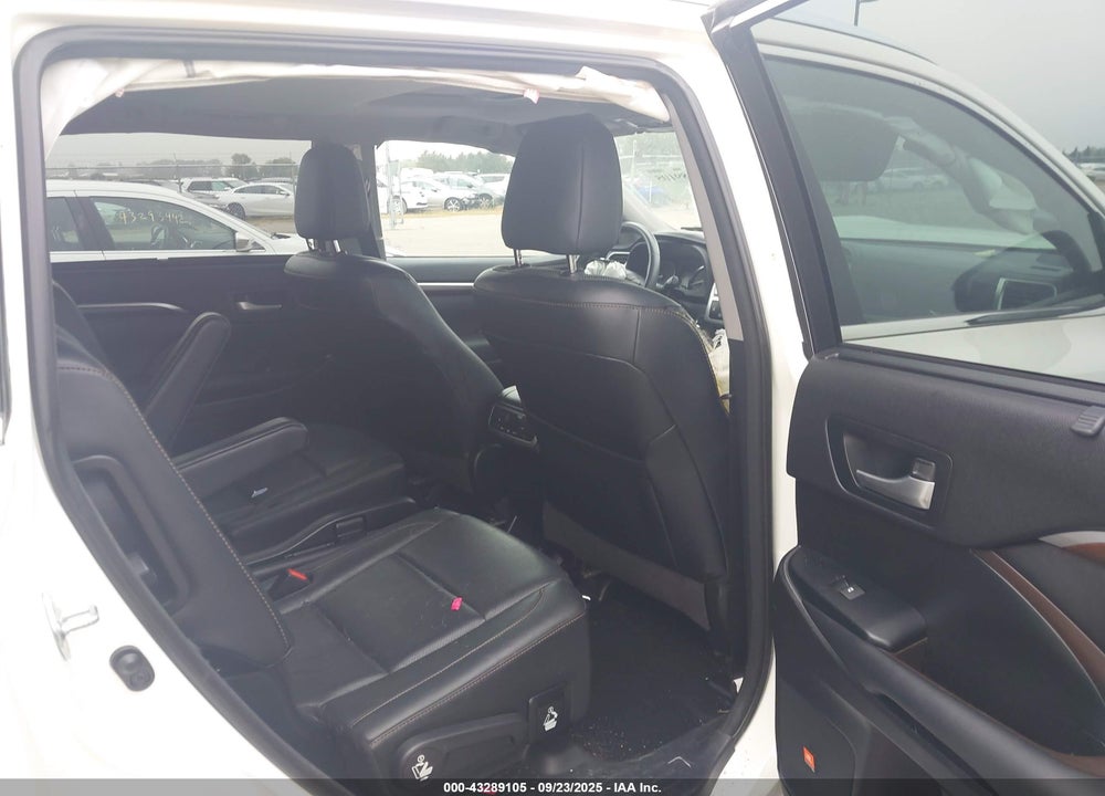 2016 TOYOTA HIGHLANDER VIN: 5TDDKRFH4GS274886