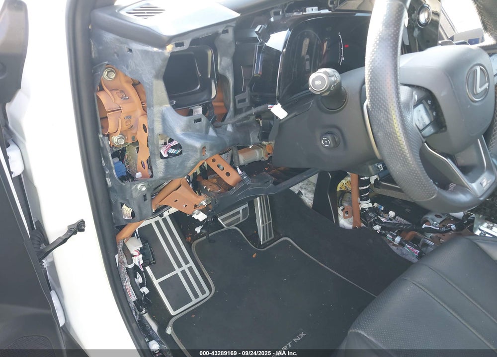 2024 LEXUS NX 350 F SPORT HANDLING VIN: 2T2KGCEZ5RC040893