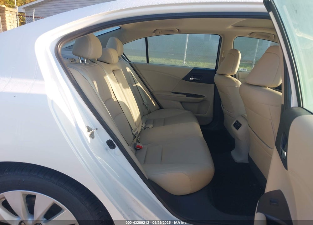 2015 HONDA ACCORD TOURING VIN: 1HGCR3F9XFA038446