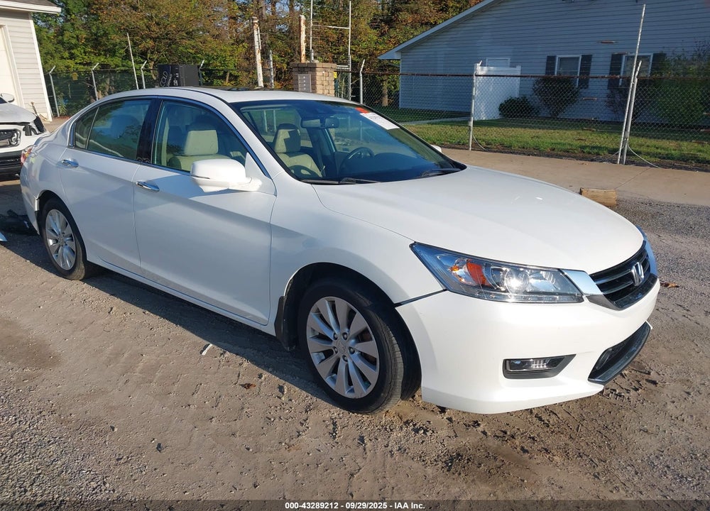 2015 HONDA ACCORD TOURING VIN: 1HGCR3F9XFA038446