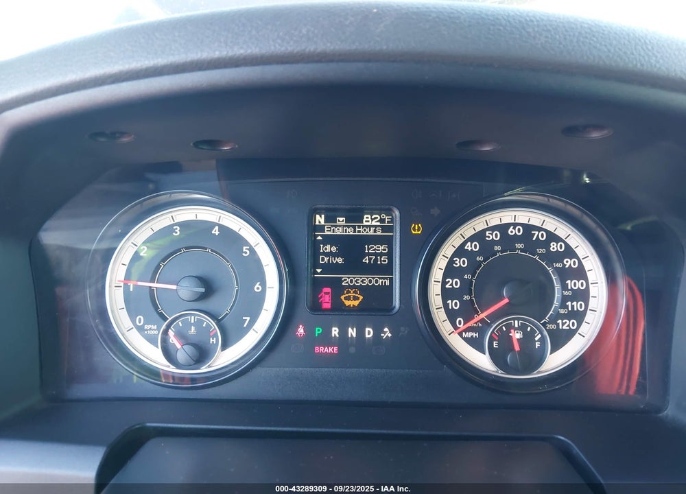 2016 RAM 1500 VIN: 1C6RR7GT2GS279737