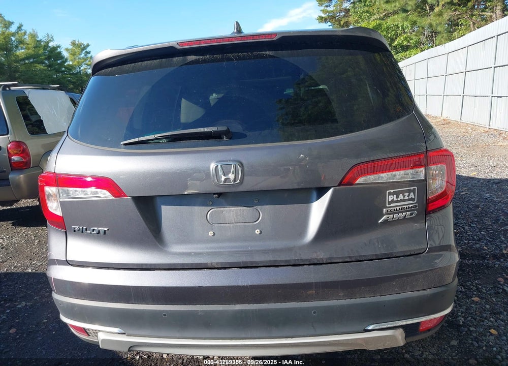 2022 HONDA PILOT AWD TOURING 7 PASSENGER VIN: 5FNYF6H68NB007817