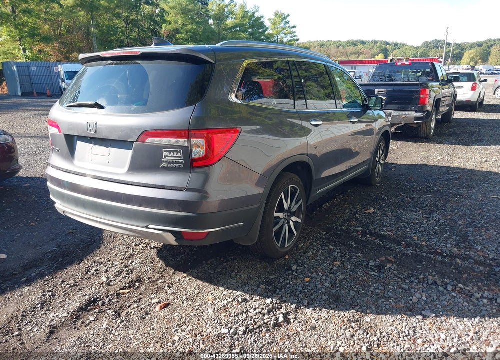 2022 HONDA PILOT AWD TOURING 7 PASSENGER VIN: 5FNYF6H68NB007817