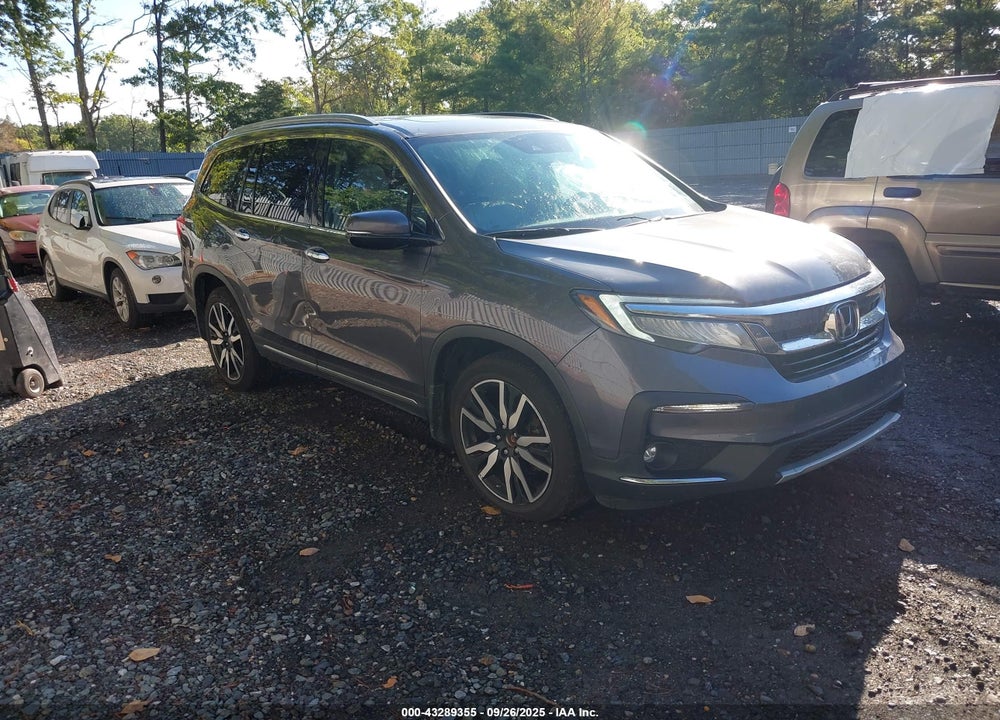 2022 HONDA PILOT AWD TOURING 7 PASSENGER VIN: 5FNYF6H68NB007817