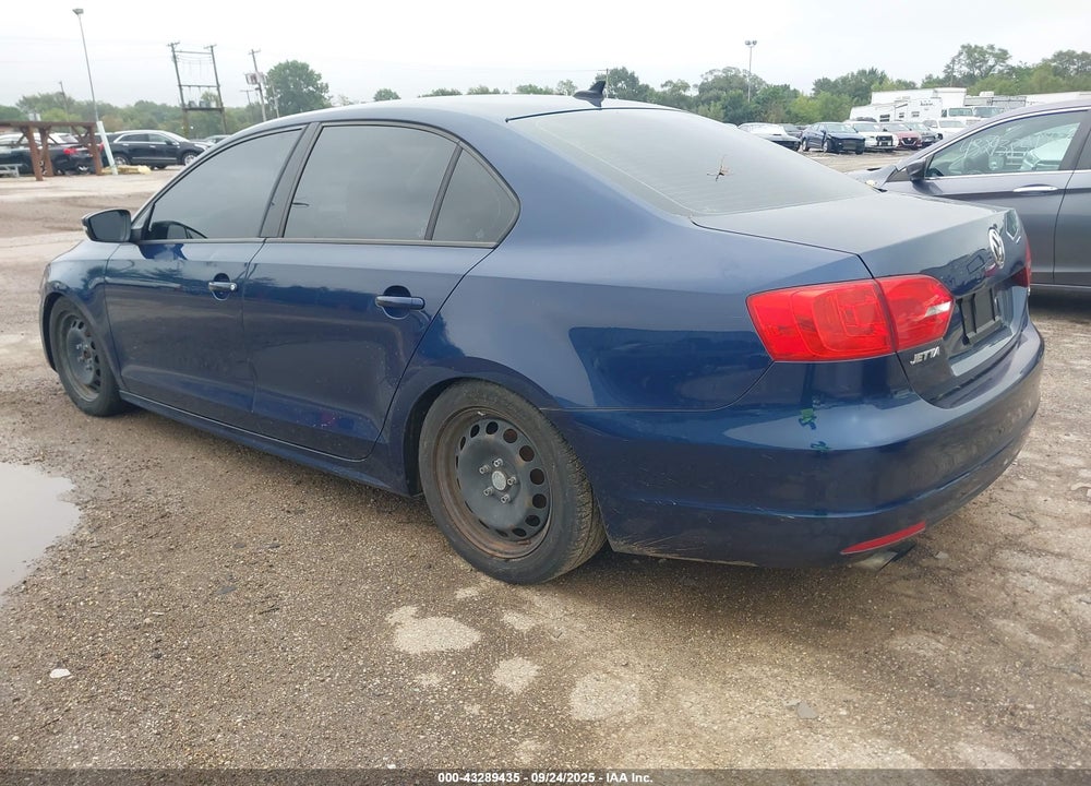 2014 VOLKSWAGEN JETTA VIN: 3VWD17AJ4EM212366
