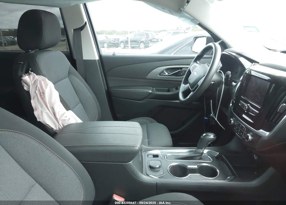 2020 CHEVROLET TRAVERSE FWD LS VIN: 1GNERFKW7LJ313293