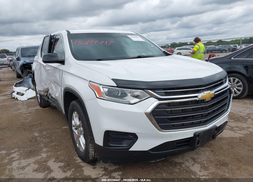 2020 CHEVROLET TRAVERSE FWD LS VIN: 1GNERFKW7LJ313293