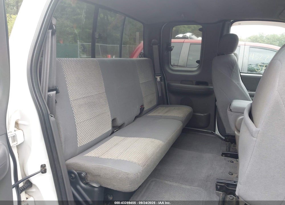 2003 FORD F-150 LARIAT/XL/XLT VIN: 1FTRX18L63NB65890