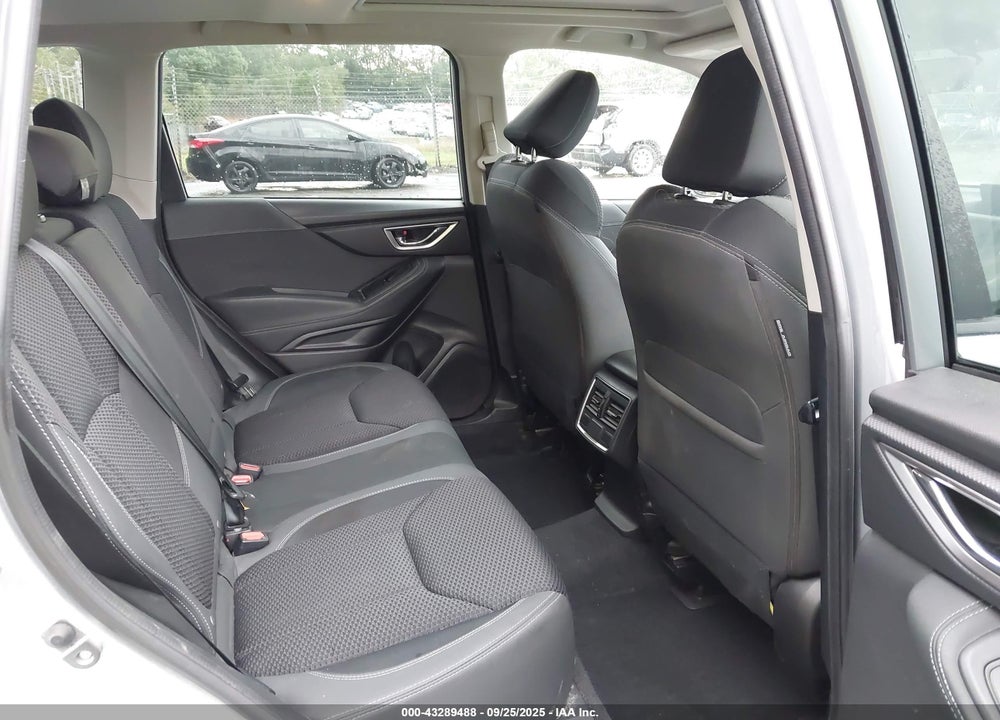 2021 SUBARU FORESTER VIN: JF2SKAFC0MH592096