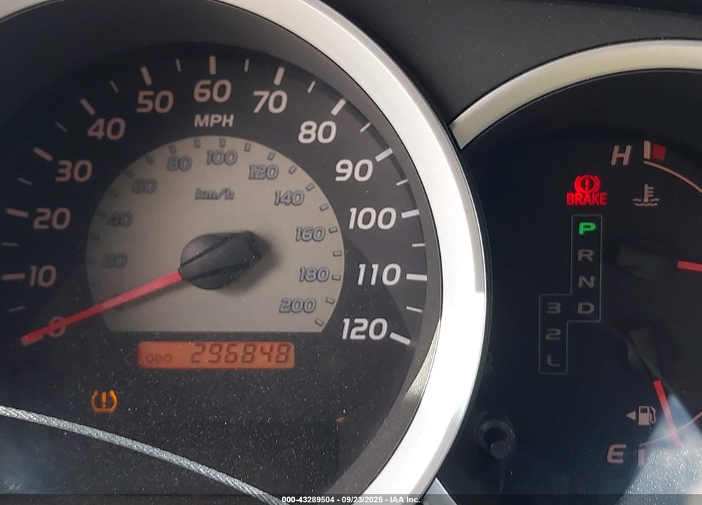 2007 TOYOTA TACOMA VIN: 5TENX22N57Z435497