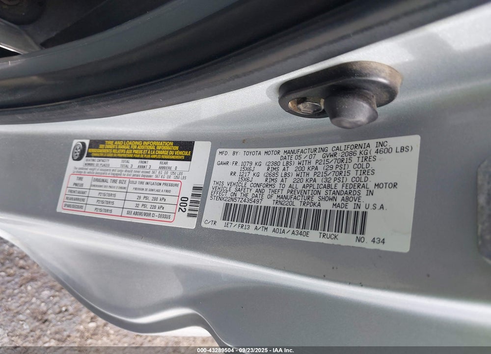 2007 TOYOTA TACOMA VIN: 5TENX22N57Z435497