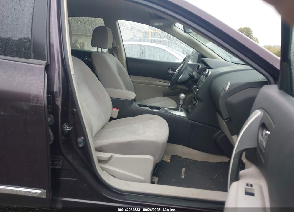 2015 NISSAN ROGUE SELECT S VIN: JN8AS5MV3FW763996