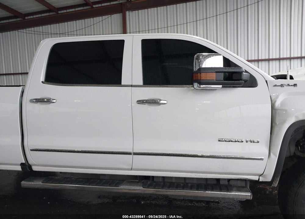 2019 GMC SIERRA 2500HD SLT VIN: 1GT12REY2KF238367