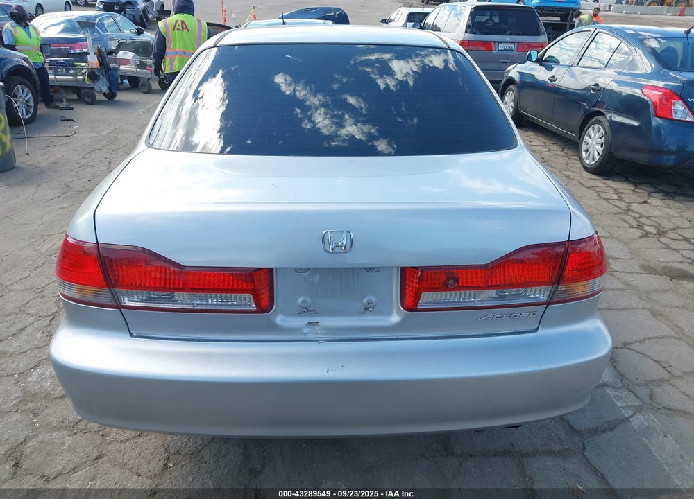 2001 HONDA ACCORD 2.3 EX VIN: JHMCG66071C017489