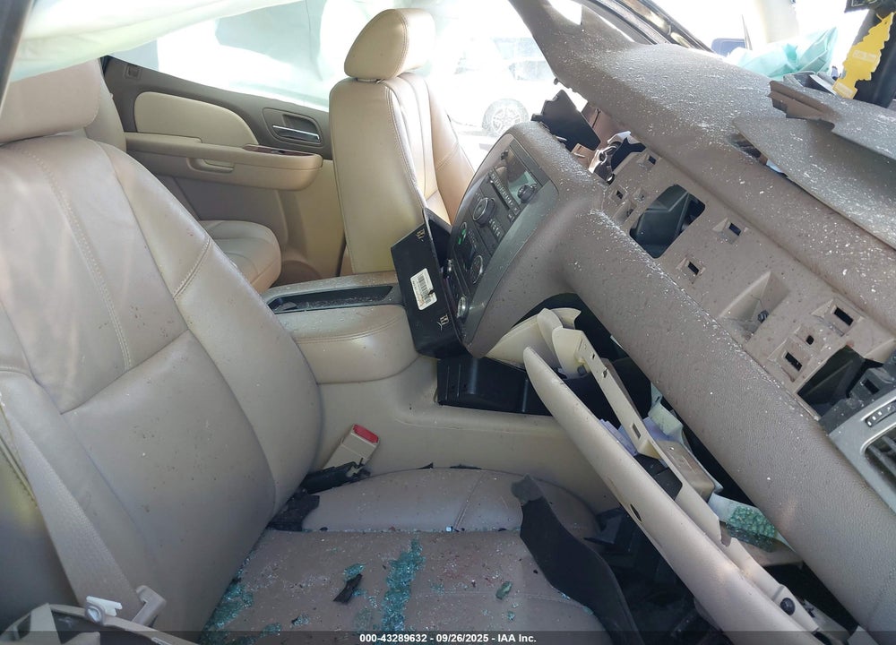 2010 GMC YUKON VIN: 1GKUCCE00AR281897