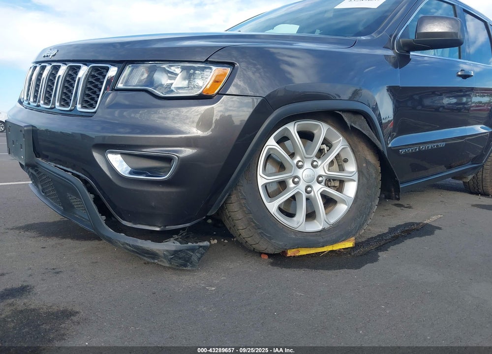 2021 JEEP GRAND CHEROKEE VIN: 1C4RJFAG9MC690595