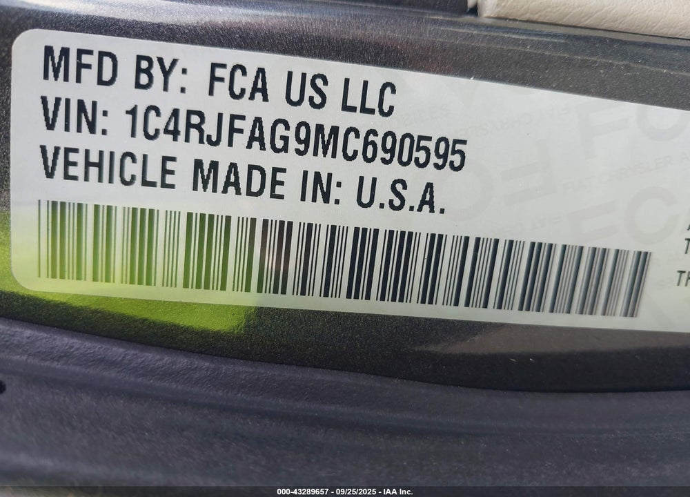 2021 JEEP GRAND CHEROKEE VIN: 1C4RJFAG9MC690595