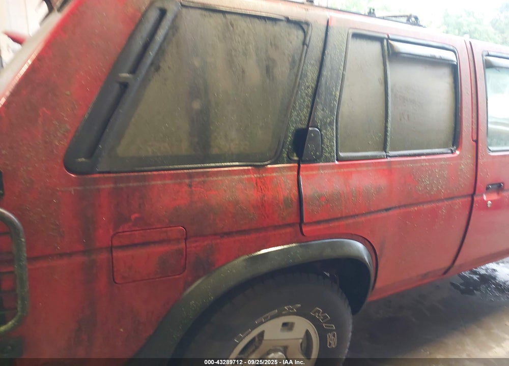 1995 NISSAN PATHFINDER LE/SE/XE VIN: JN8HD17Y9SW035519