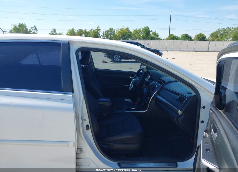 2015 TOYOTA CAMRY SE VIN: 4T1BF1FK3FU478609